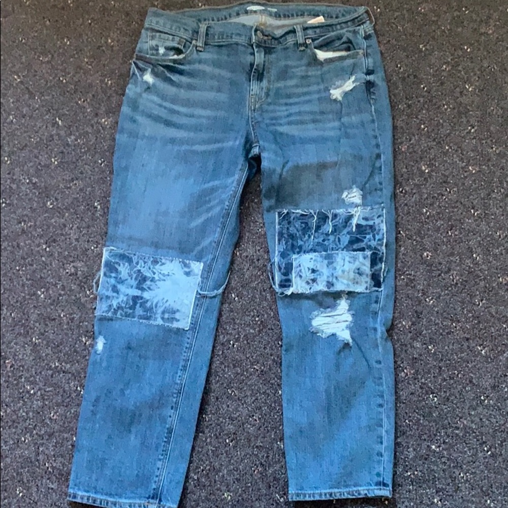 COPY - Old Navy boyfriend jeans petite size 8